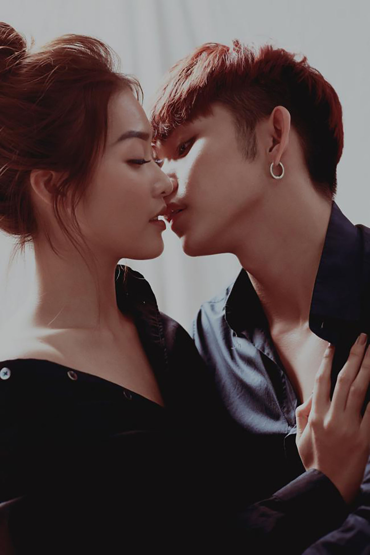 Hot girl Khả Ngân: 'Tôi đẹp, người ta mời gì thì làm đó'