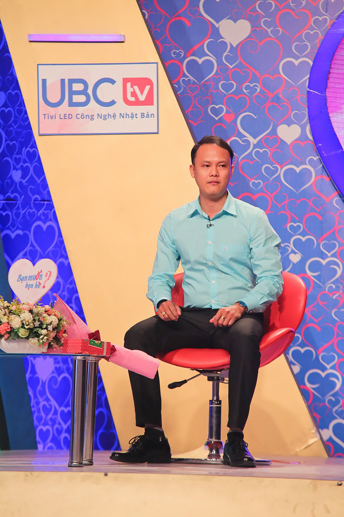Không nhịn được cười khi chàng trai lên truyền hình tìm bạn gái 'có nhiều tóc'