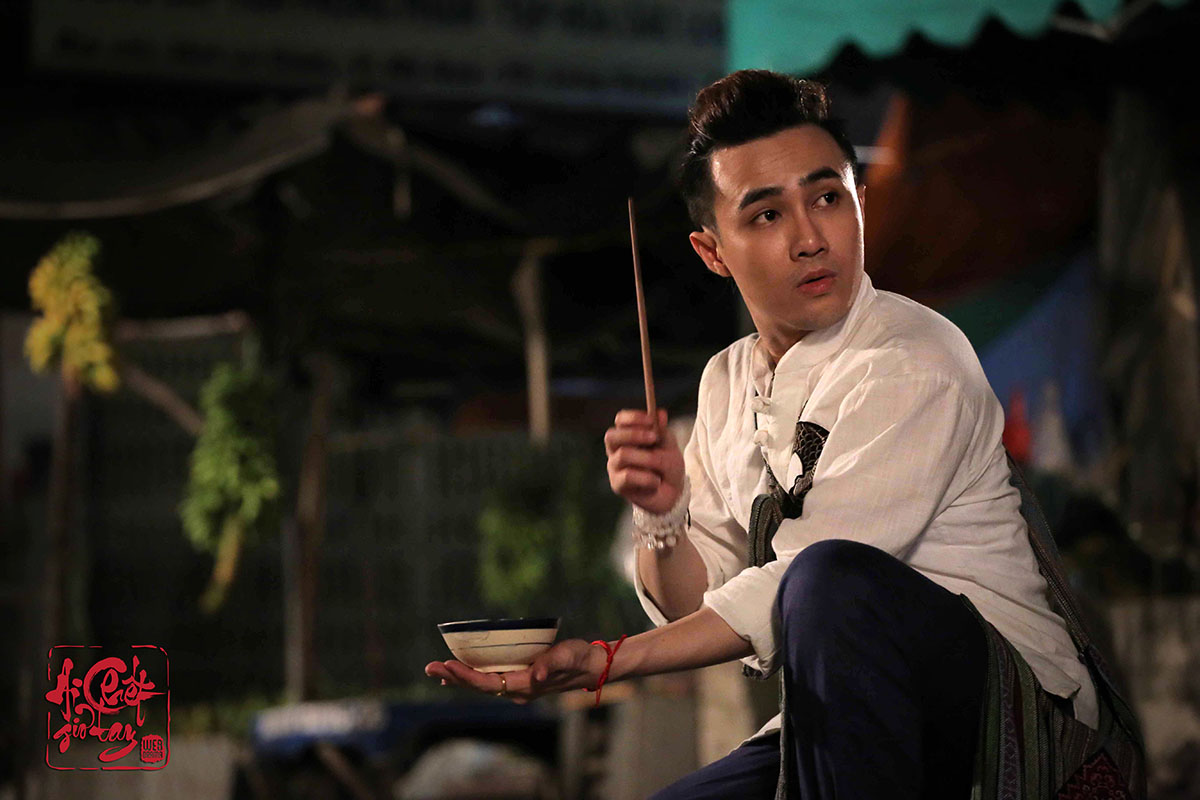Huỳnh Lập làm hành động khó hiểu giữa đường trong teaser 'Ai chết giơ tay'