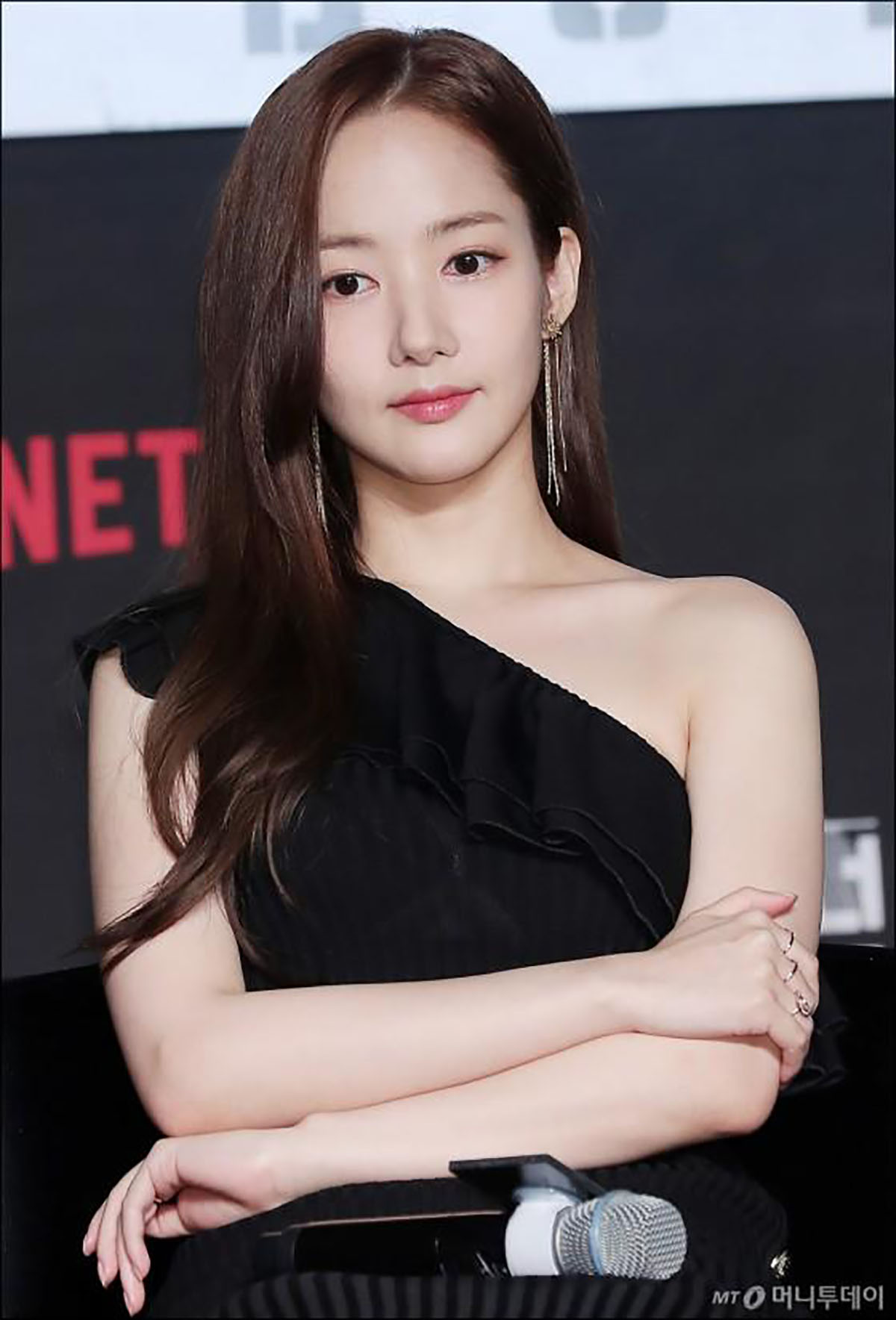 'Người cũ của Lee Min Ho' Park Min Young khoe nhan sắc đẹp ngỡ ngàng ngày trở lại