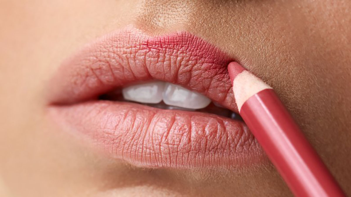 Khi trang điểm bị lỗi, đừng vội thất vọng và áp dụng ngay 9 cách 'phù phép' cực hiệu quả