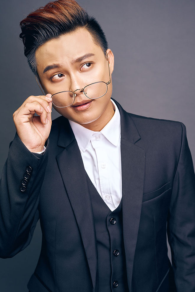 Vĩnh Khương và dàn vũ công hùng hậu nỗ lực giúp Sơn Ca - Bảo Chu giành tấm vé bước vào đêm chung kết 'Cặp đôi hài hước'
