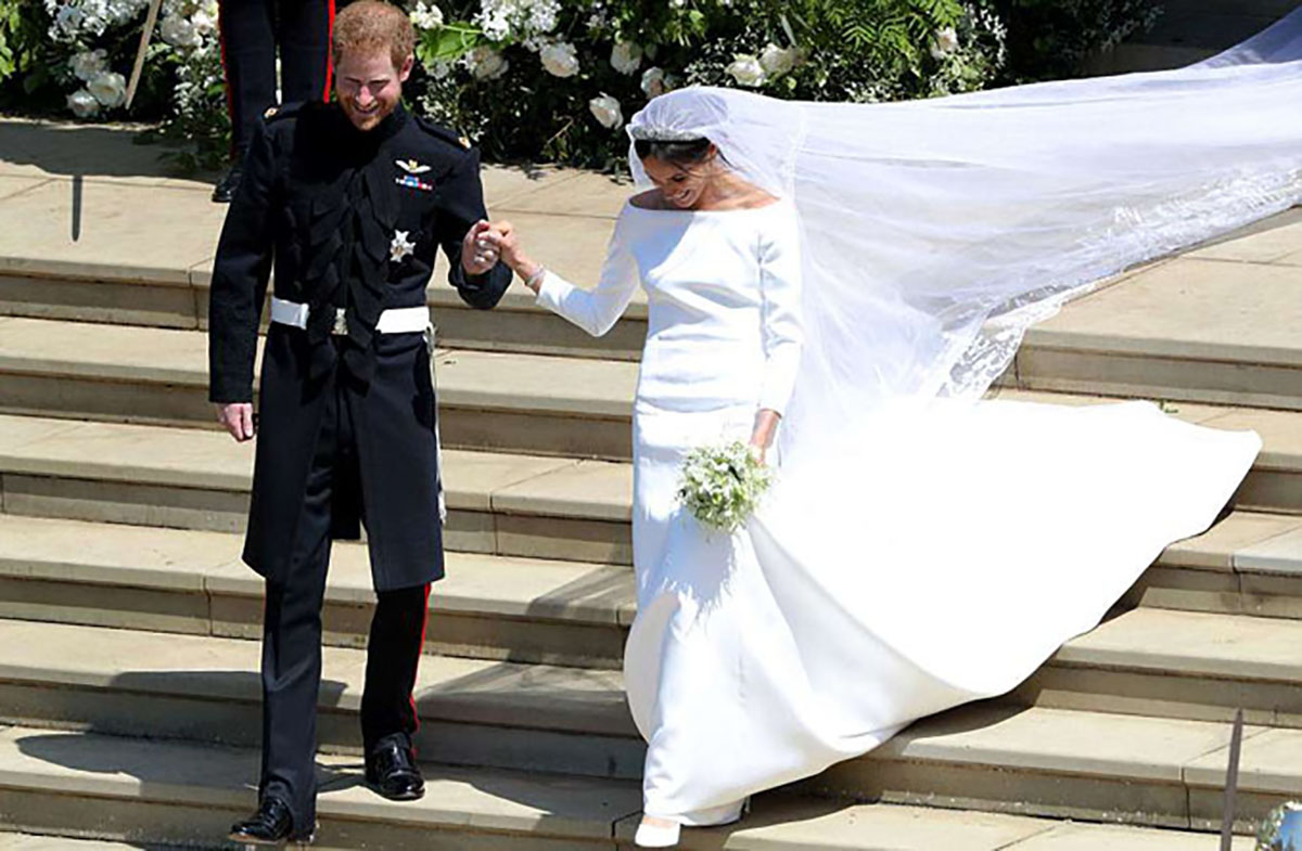 Vì sao Công Nương Meghan diện lại đồ cũ trong đám cưới thế kỷ?