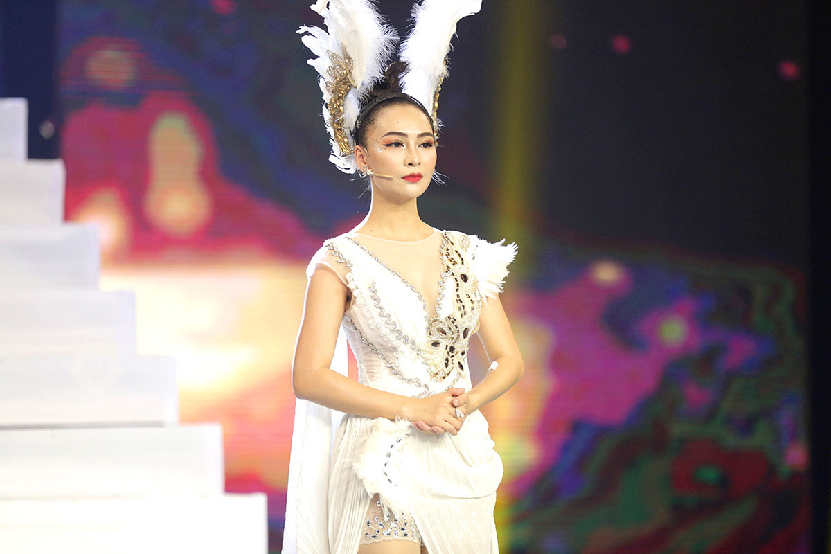 Quang Hà mượn tài năng của Mỹ Linh, Mỹ Tâm để khen Mỹ Ngọc