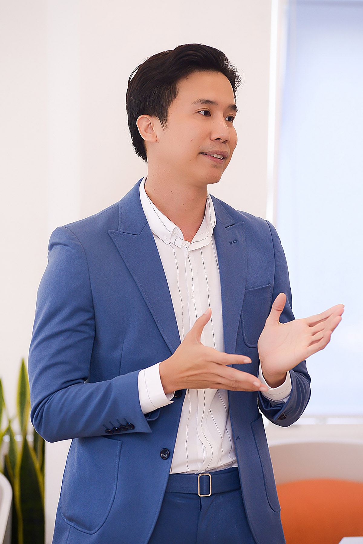 Thí sinh Hoa hậu Đại sứ Hoàn vũ Người Việt 2018 rạng rỡ trong buổi gặp gỡ ban tổ chức