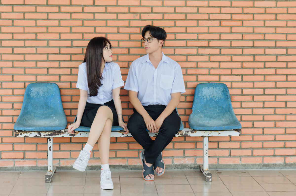 Cặp đôi Duy Ngọc – Annie hé lộ thanh xuân xưa và đậm chất thơ trong trailer MV mới