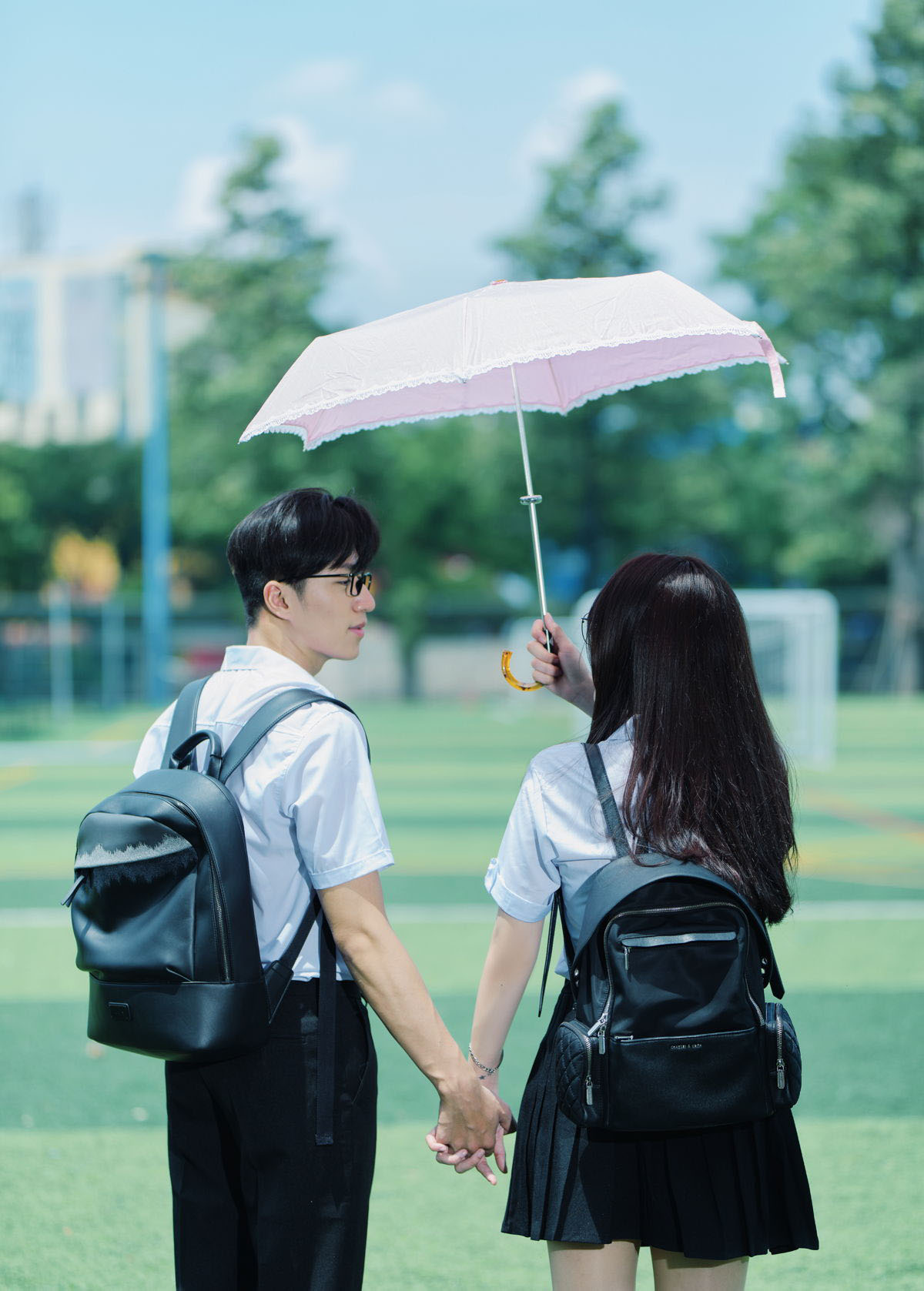 Cặp đôi Duy Ngọc – Annie hé lộ thanh xuân xưa và đậm chất thơ trong trailer MV mới