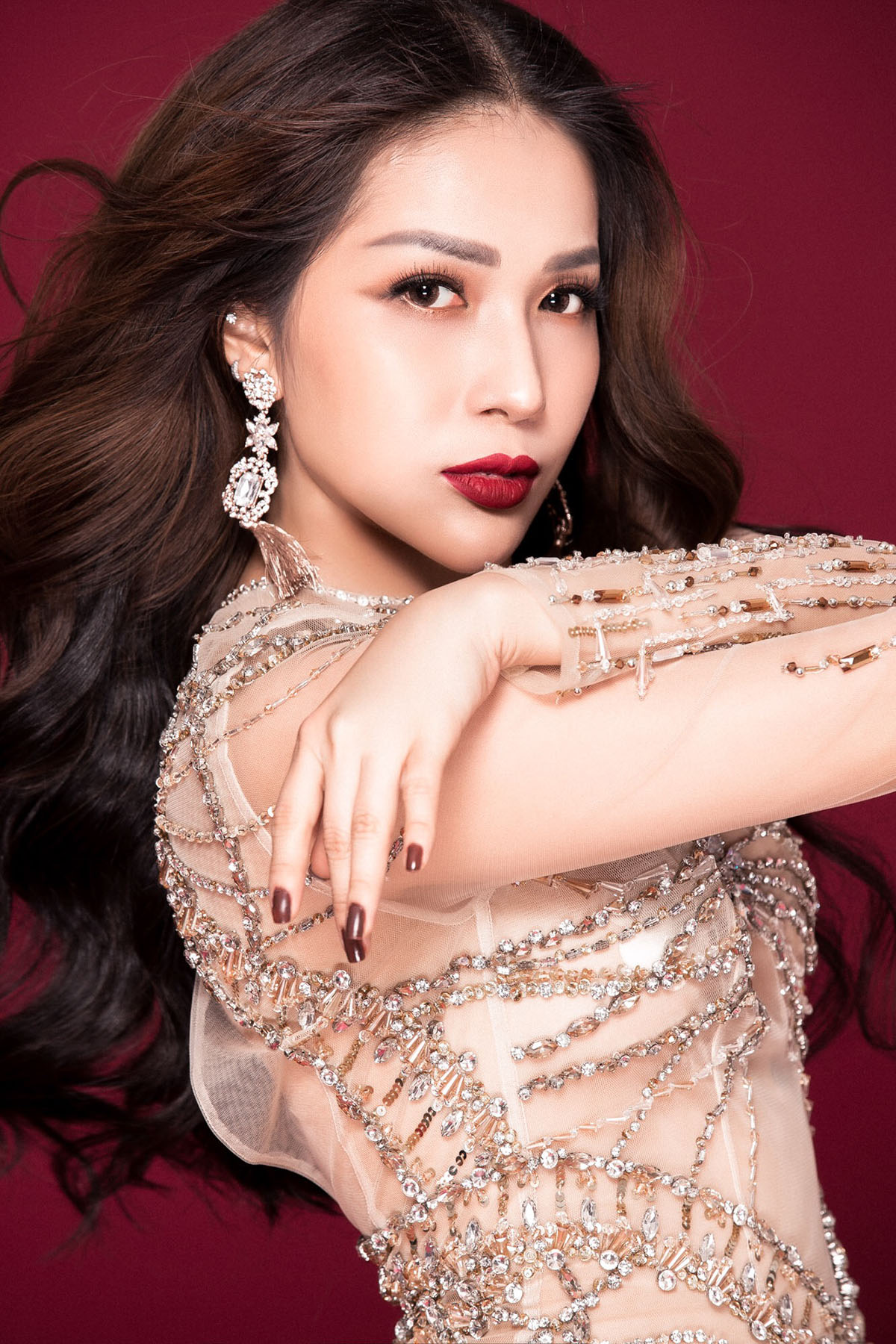 Diễn viên Khả Như: ‘Tôi quá bận để nghĩ đến sự cô đơn’