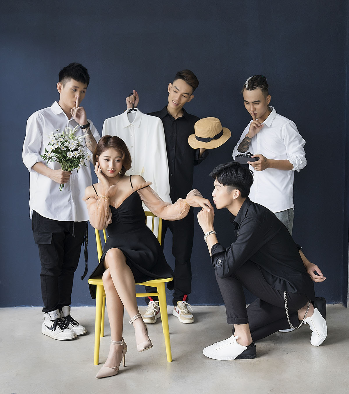 Hoàng Sơn – Trịnh Thảo mang chuyện tình vào MV ‘Thương nhiều hơn nói’ của nhóm Ba Chấm