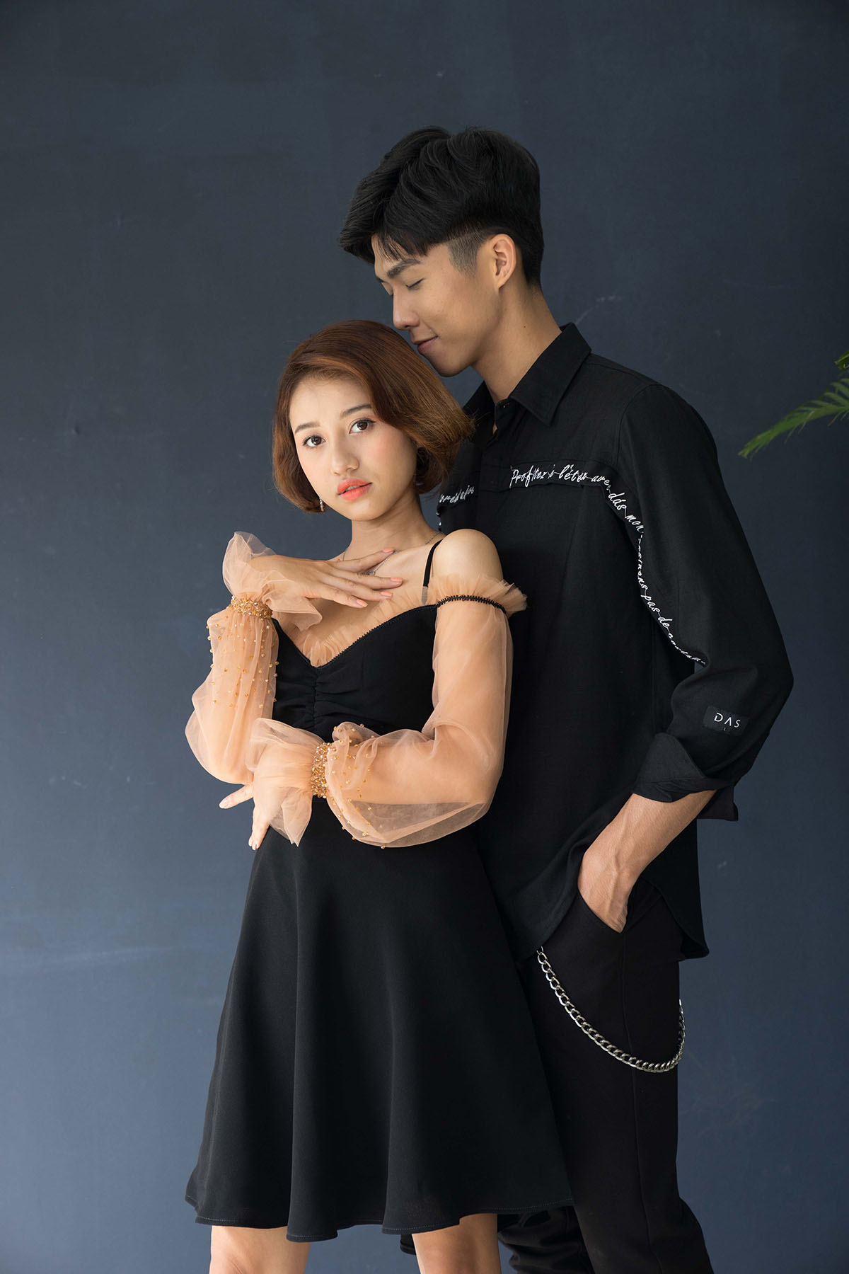  Hoàng Sơn – Trịnh Thảo mang chuyện tình vào MV ‘Thương nhiều hơn nói’ của nhóm Ba Chấm
