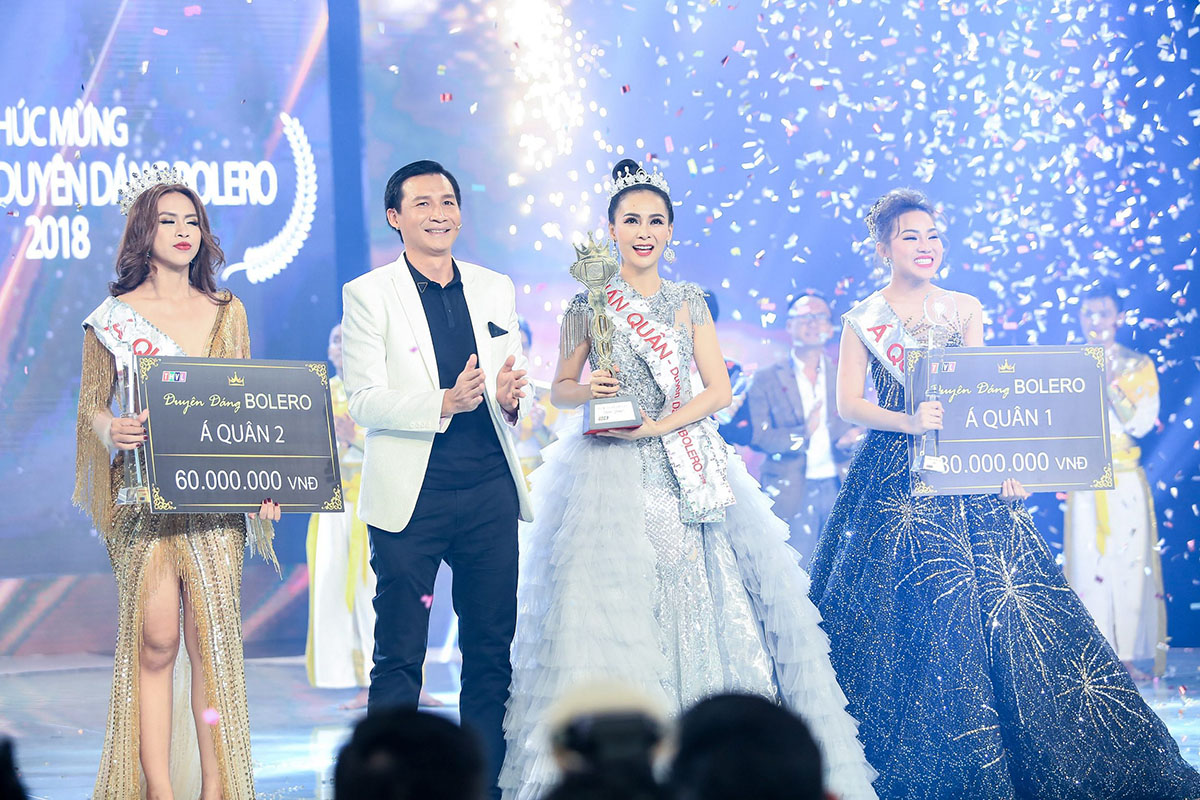 Á quân 1 'Duyên dáng Bolero' 2018 Bích Ly hoá ‘hoả nữ’, đốt mình trên sóng truyền hình trực tiếp