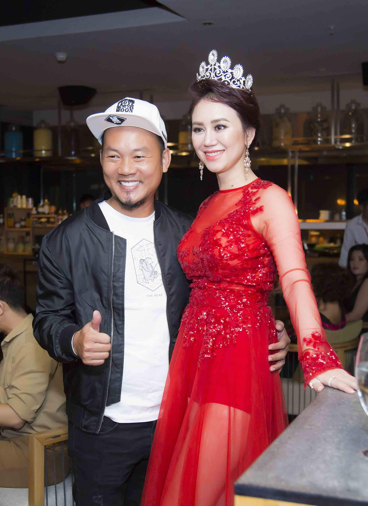 Bằng Kiều, Jennifer Phạm và dàn sao khủng 'đội mưa' mừng Hoa hậu Mỹ Vân ra mắt 'Ms. Vietnam New World 2018'