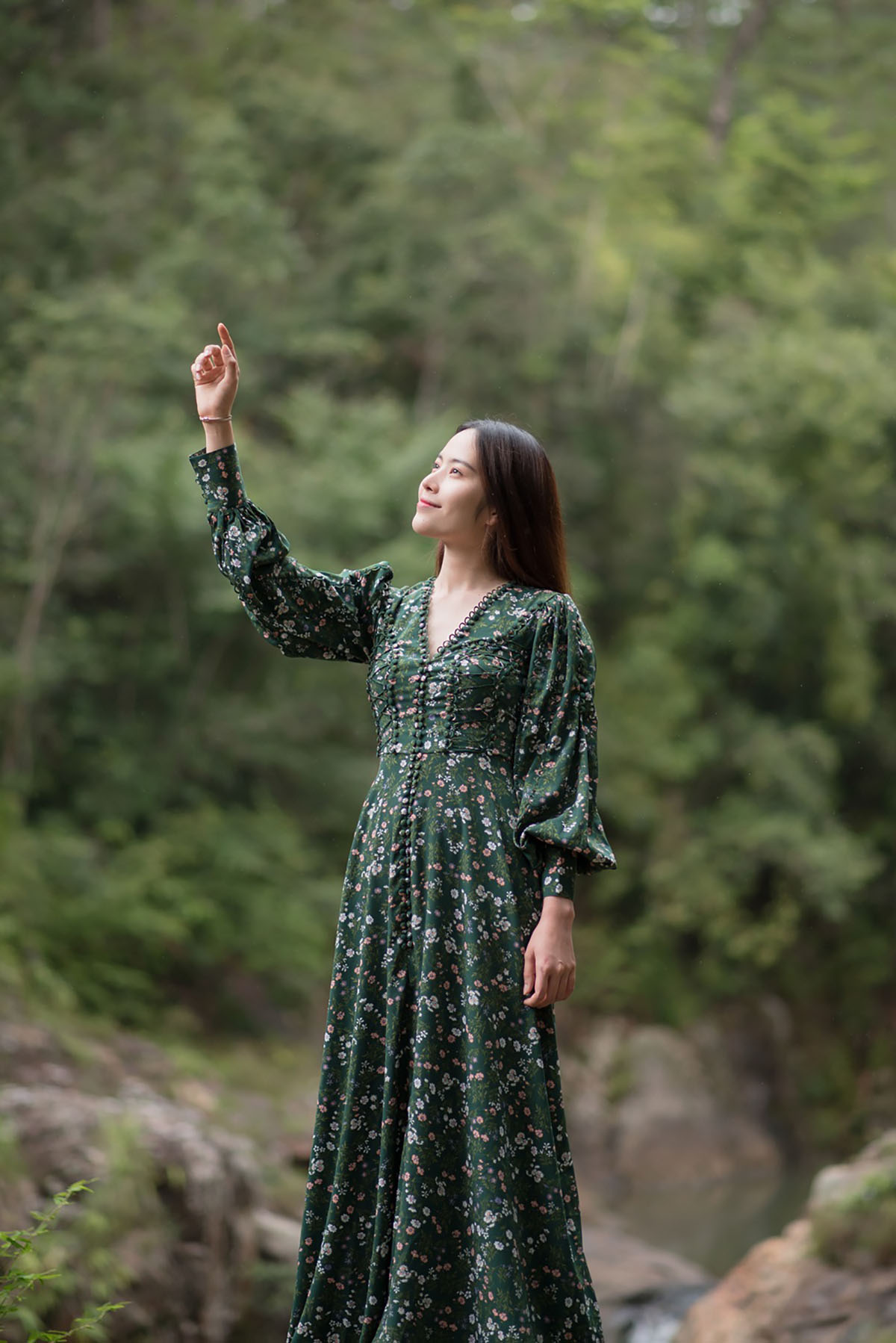 Nam Em chính thức trình làng MV 'Đau vì yêu' nhạc phim ngắn 'Gọi tên nỗi đau'