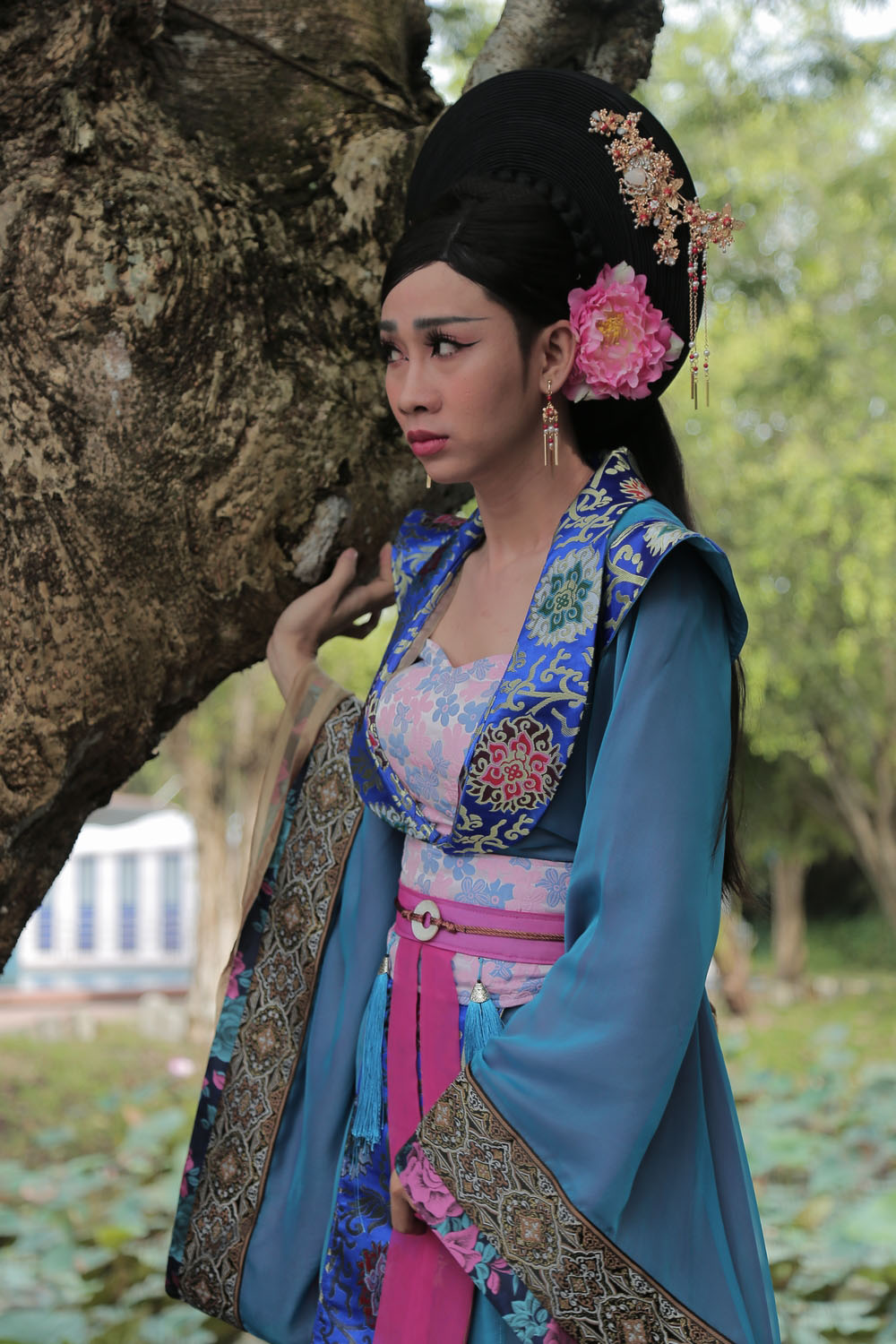 'Nam Phi Liên Hoàn Kế': Nam Thư bị ăn tát, té cầu, đuổi ra khỏi hậu cung