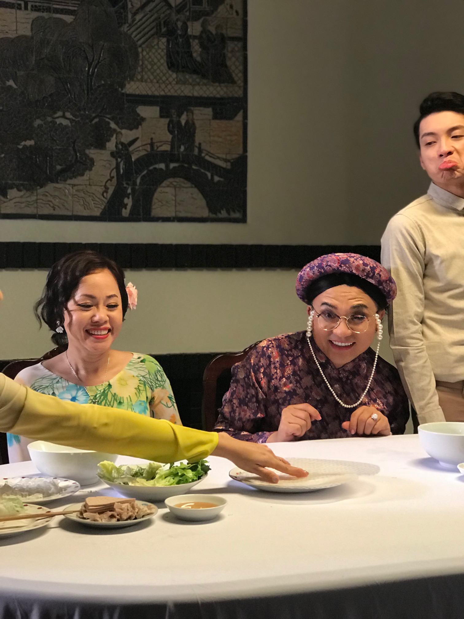 Đại Nghĩa hoá thân thành mẹ chồng tương lai của Võ Tấn Phát trong dự án mới