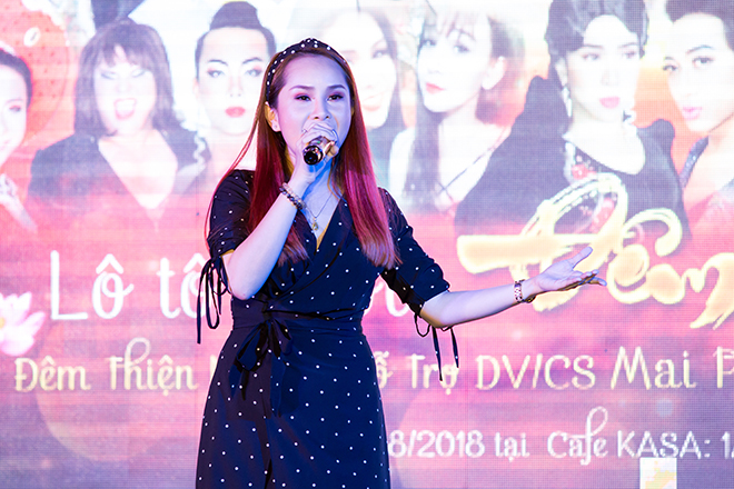 Xúc động với đêm nhạc thiện nguyện hỗ trợ Diễn viên Mai Phương và Lê Bình