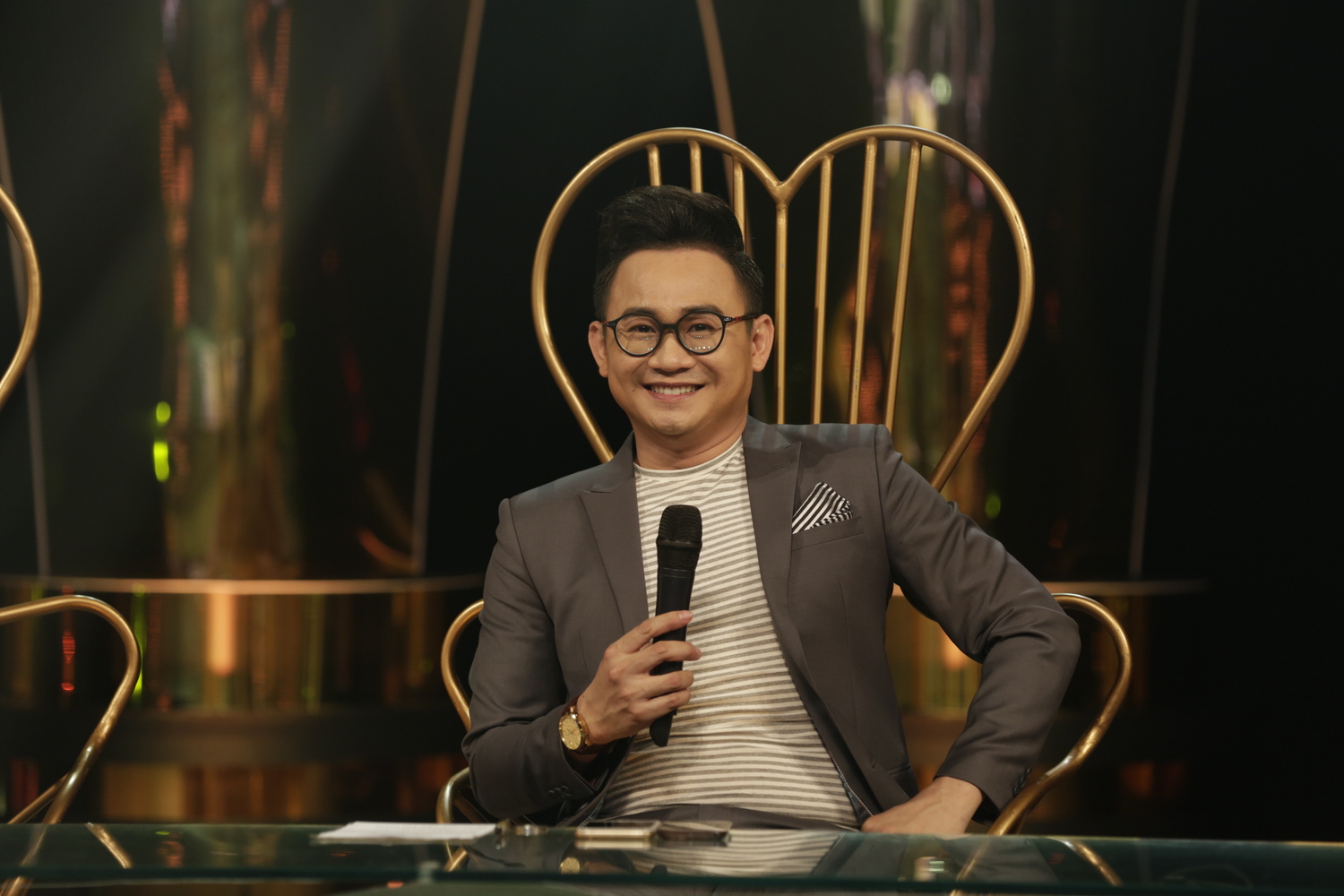 MC Phương Hiếu từng bị chê mặc đồ quê mùa trong lần đầu tiên đi xin việc