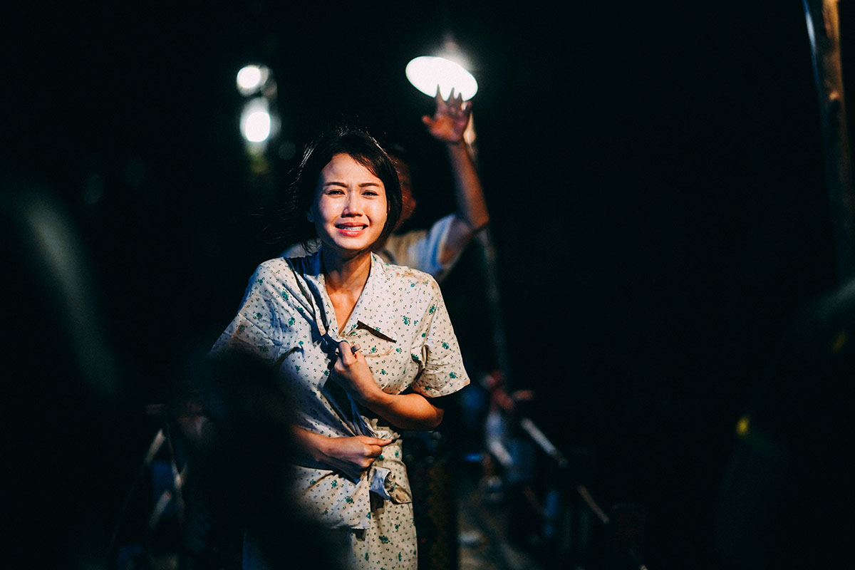Hé lộ những hình ảnh đầu tiên đầy lam lũ và kịch tính của webdrama ‘Tay buôn, buông tay?’