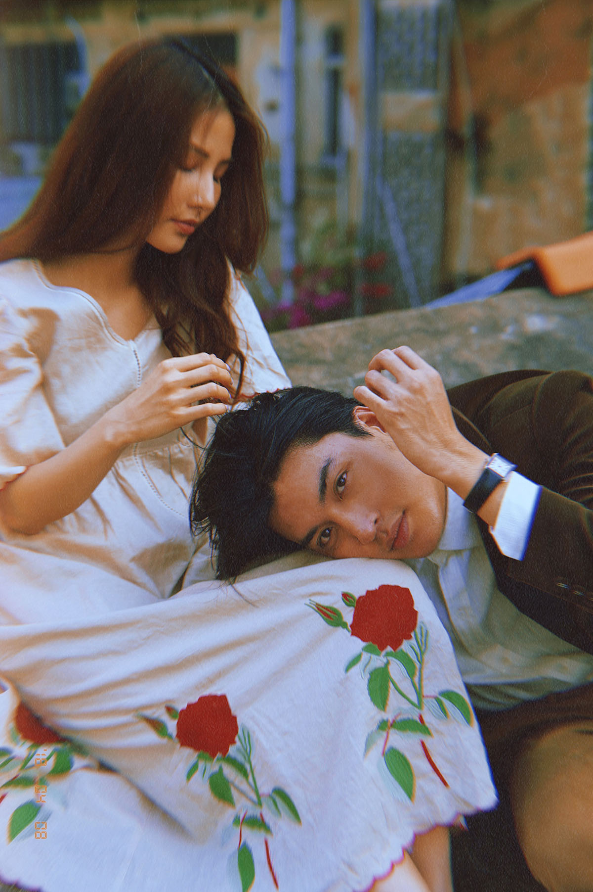 Diễm My chia sẻ cay đắng, tủi hờn khi chấp nhận tình yêu xa