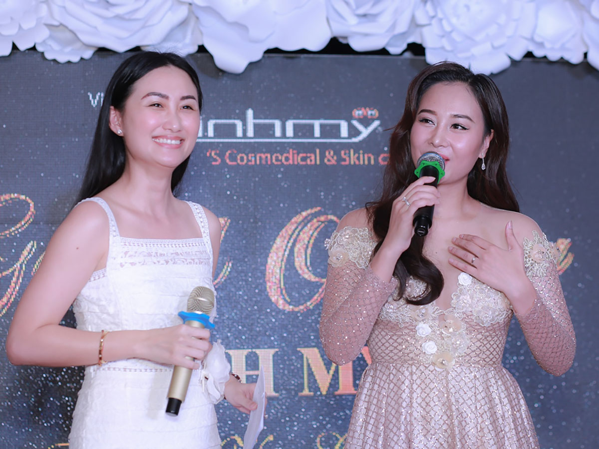 Hà Thuý Anh, Kiều Oanh chúc mừng NTK Minh Mỹ khai trương Viện thẩm mỹ chuẩn 5 sao