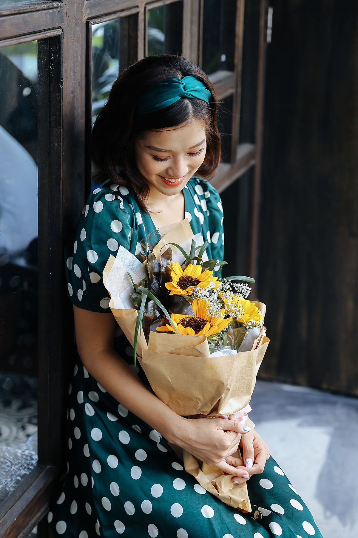 Hoàng Yến Chibi phát cuồng vì không gian view sông Sài Gòn của Cô Ba Rooftop