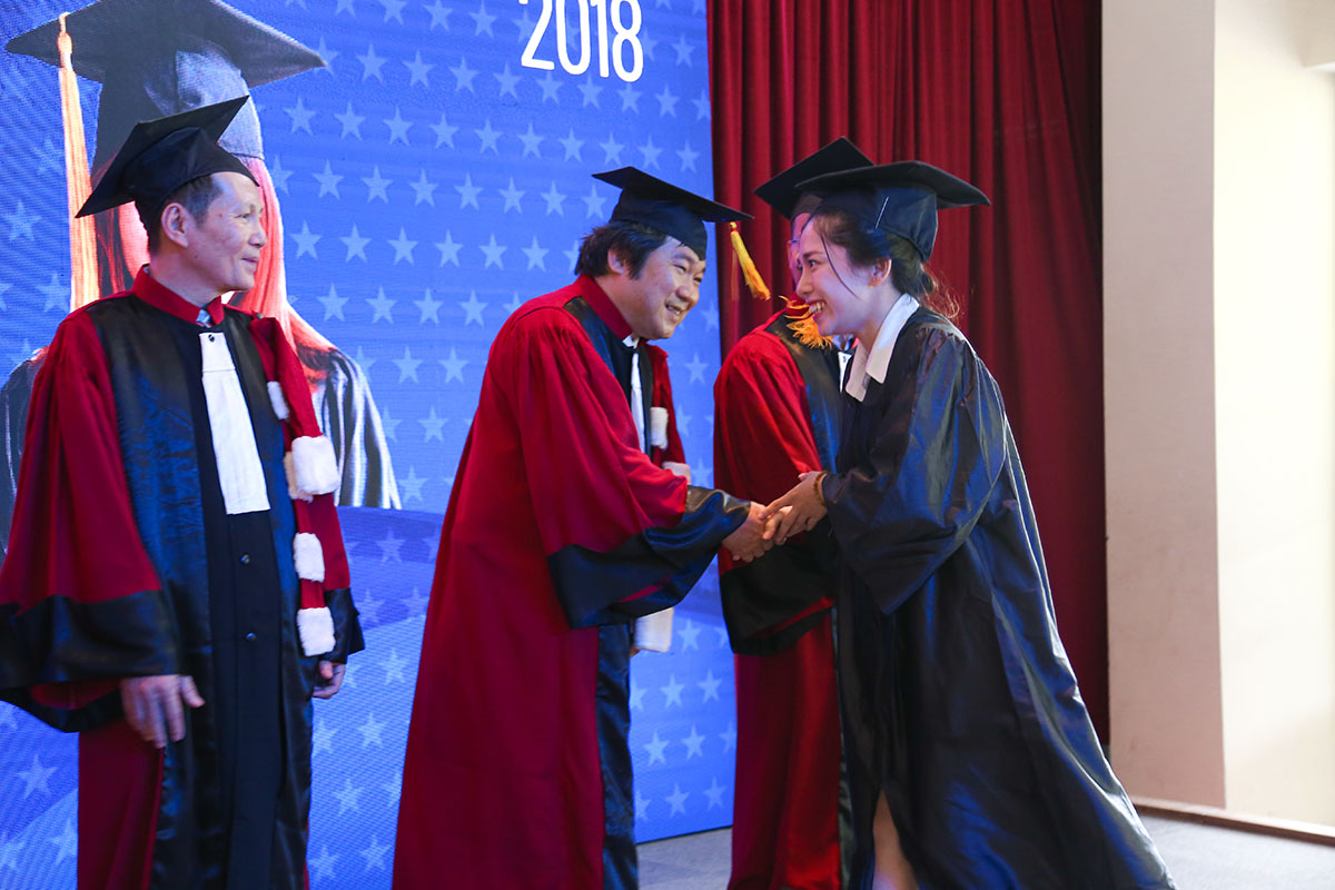 Tuổi trẻ ai cũng mong có được thời sinh viên đáng nhớ như trường SaigonTech