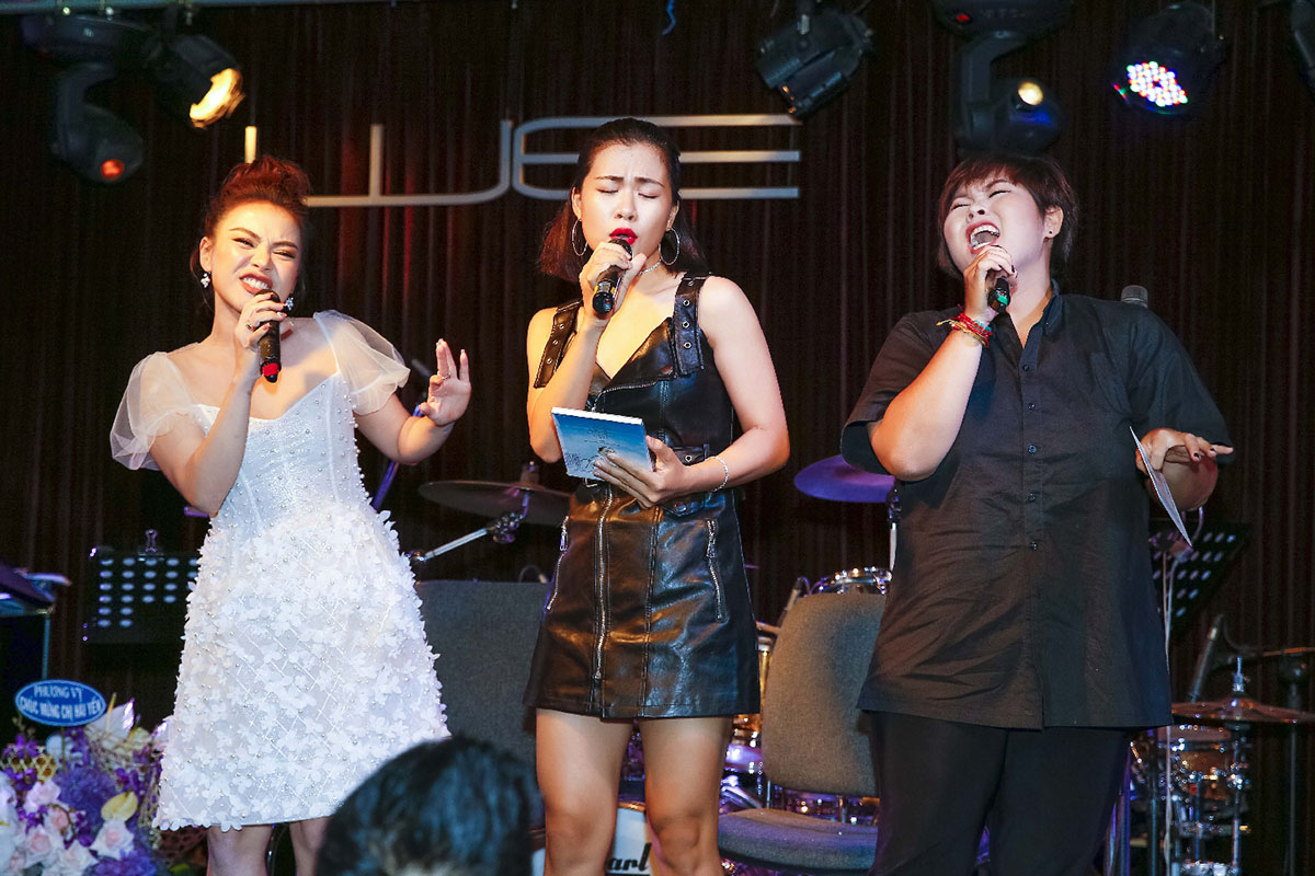 Hơn 10 tháng âm thầm chuẩn bị, Nguyễn Hải Yến xúc động ngày ra mắt album Vol.4 'Nguyễn Hải Yến & Những tình khúc Bảo Chấn'