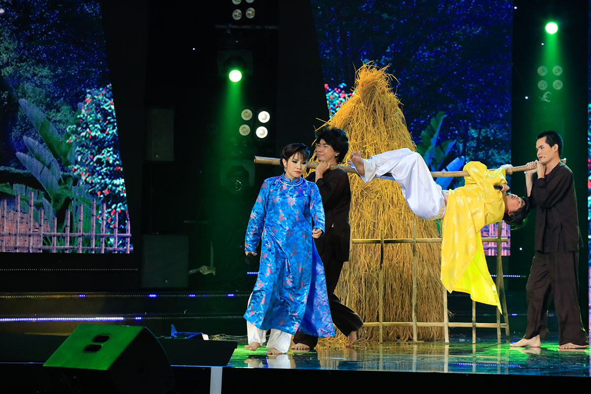 Sốt 40 độ, Sơn Ca vẫn đưa đàn em đi đánh ghen Khưu Huy Vũ ngoại tình