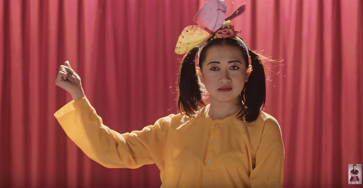 'Gái già' Phương Lan xuất hiện ấn tượng cùng Don Nguyễn trong trailer 'xổ' lô tô về 12 con giáp