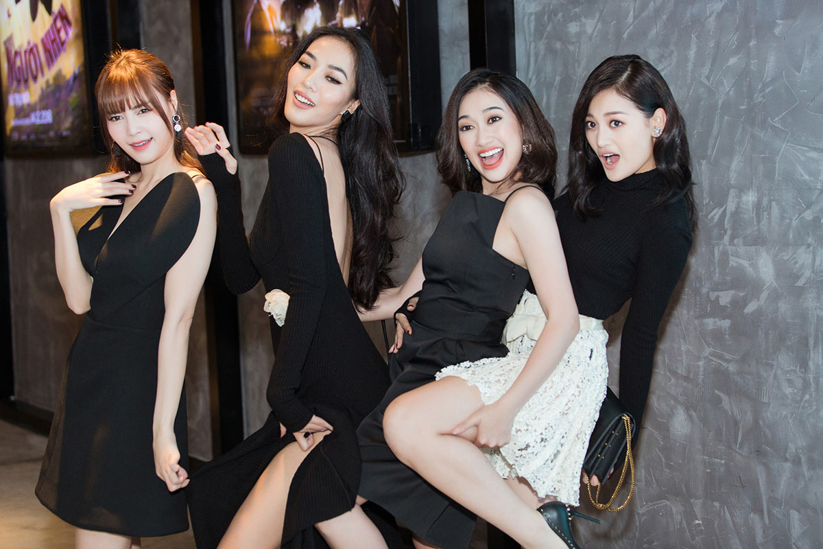 Diễn viên trẻ Phương Lan xinh đẹp và ngọt ngào trong đêm diễn thời trang của Lâm Gia Khang