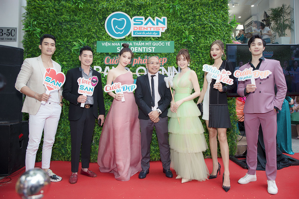 Lan Ngọc, Diễm My xúng xính bên dàn trai xinh gái đẹp tại sự kiện