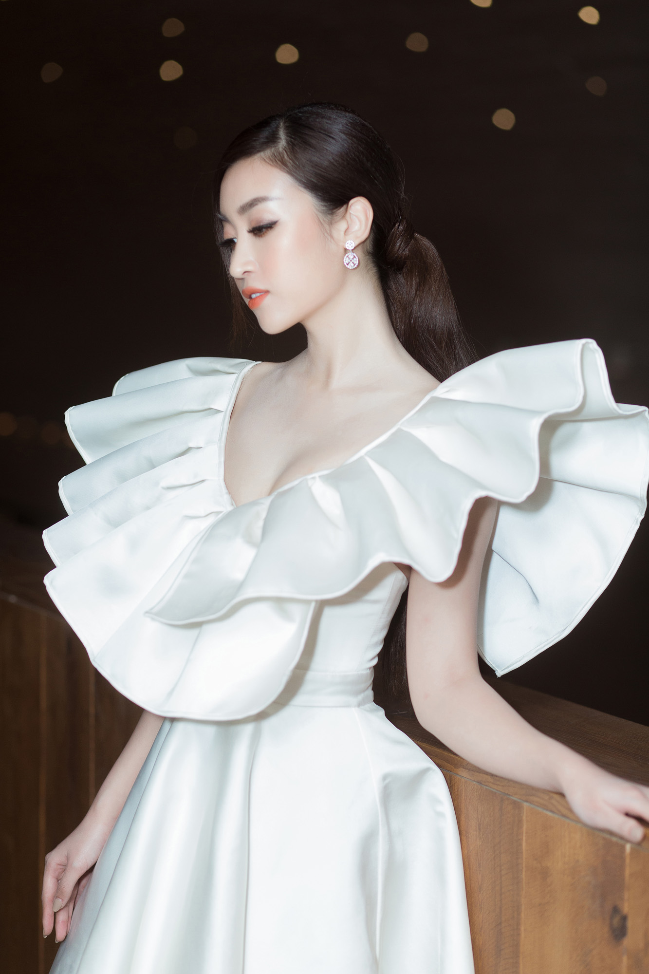 Ca sĩ Quang Vinh xuất hiện sớm nhất, ủng hộ show diễn lớn của bạn thân Lý Quý Khánh