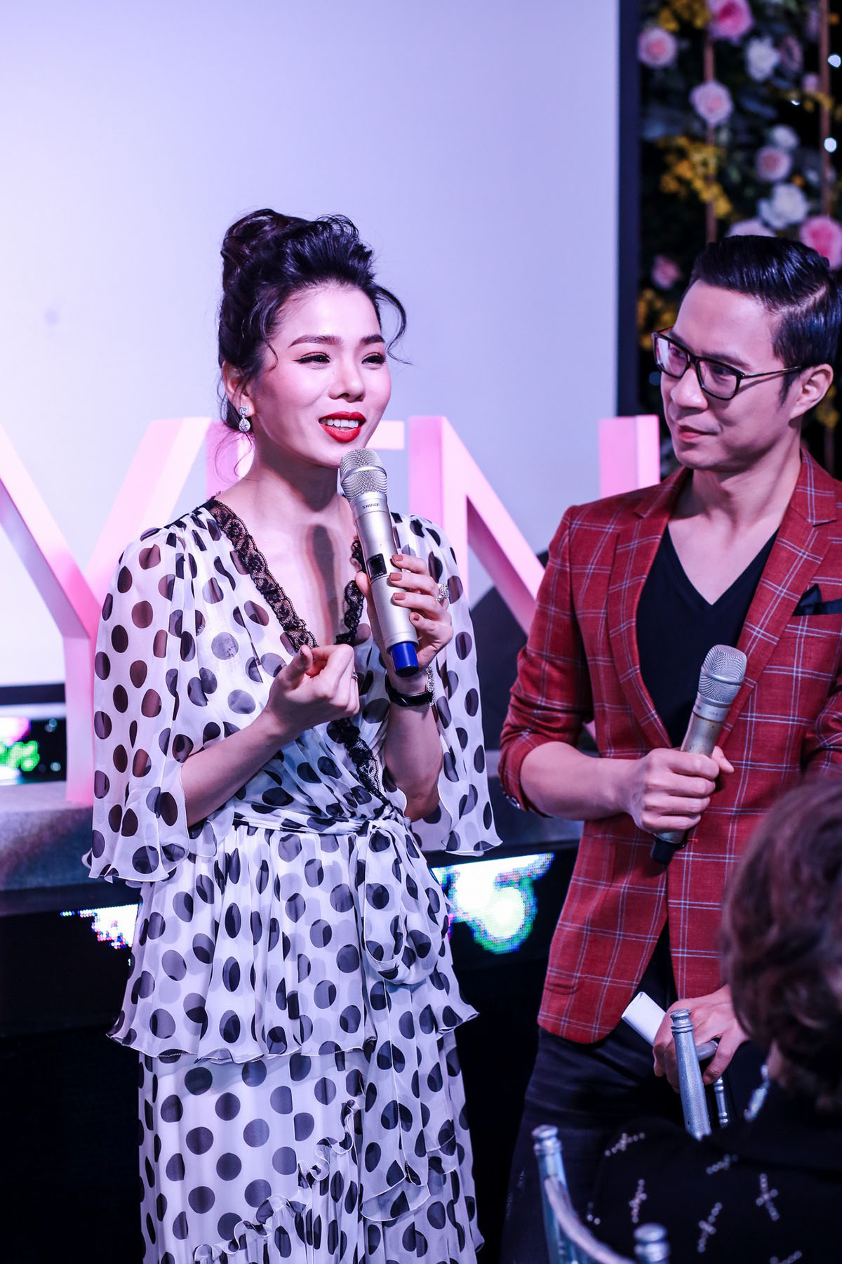 Ra mắt album chưa tròn 1 ngày, Lệ Quyên bất ngờ khi bán hơn 7000 chiếc