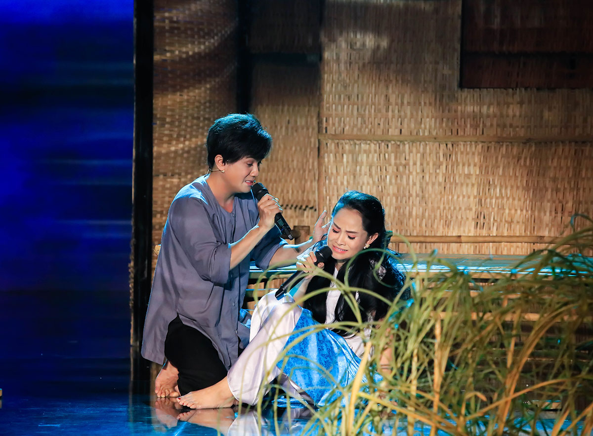 Khưu Huy Vũ – Sơn Ca và câu chuyện tình yêu đầy nước mắt, cay đắng trong ‘Tuyệt đỉnh song ca’