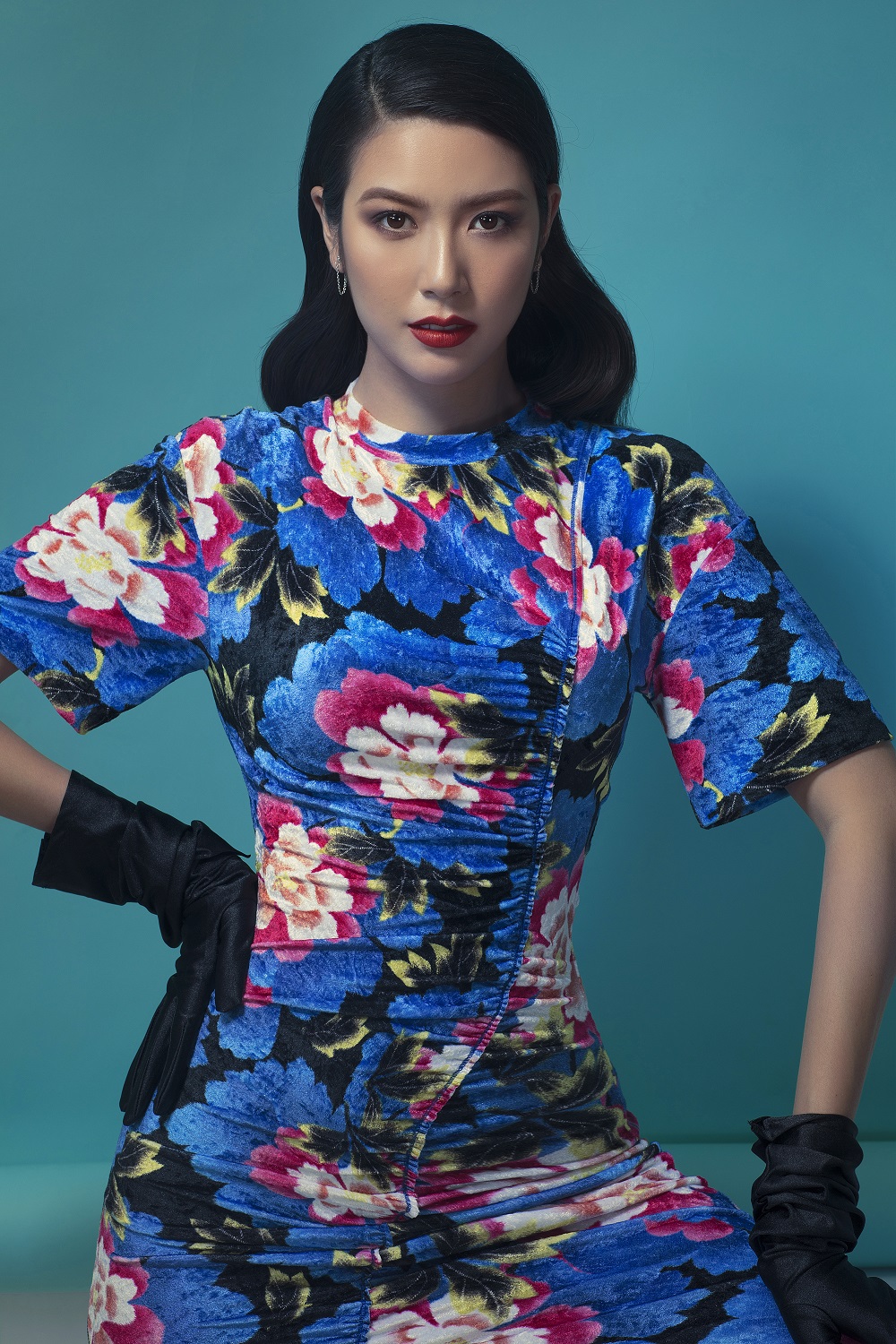 Á hậu Quốc Tế 2015 Thúy Vân làm Host Hoa hậu Bản sắc Việt toàn cầu 2019