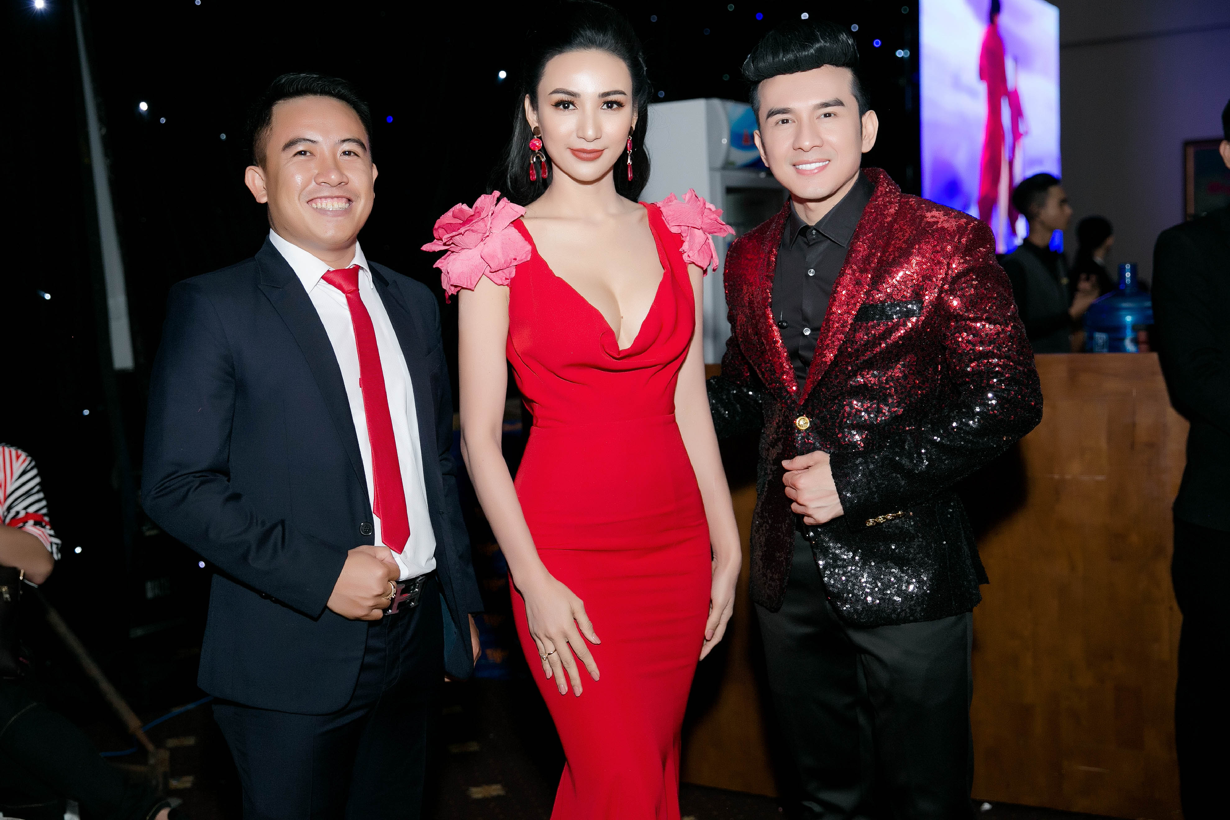Ngọc Diễm tiết lộ một thời say Đan Trường, Cẩm Ly như điếu đổ