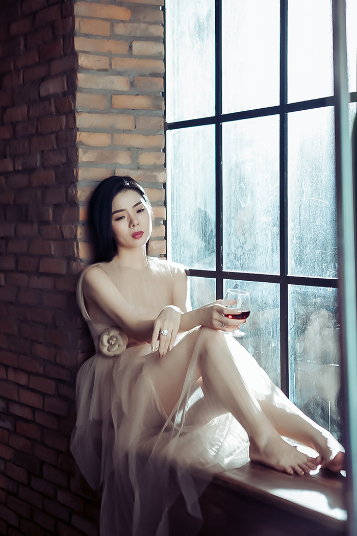 Lệ Quyên: 'Phụ nữ sinh ra đã quá thiệt thòi, hãy tự yêu chính mình'
