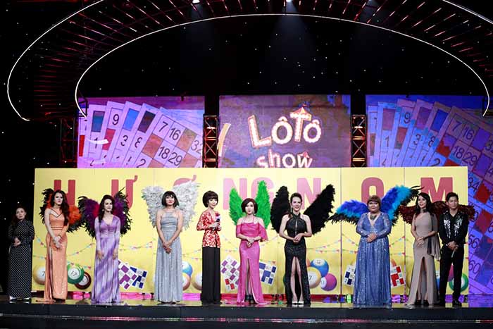 'Lô tô show – Gánh hát ngàn hoa' càng về đích càng xúc động, lấy nước mắt khán giả