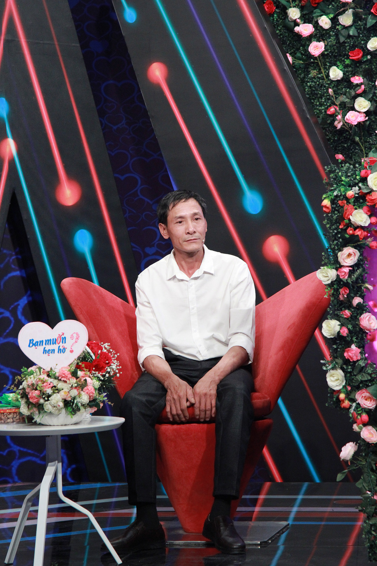 Xúc động khi ông bố suốt 4 năm sống cảnh 'gà trống nuôi con' tìm được tri kỷ tại show hẹn hò