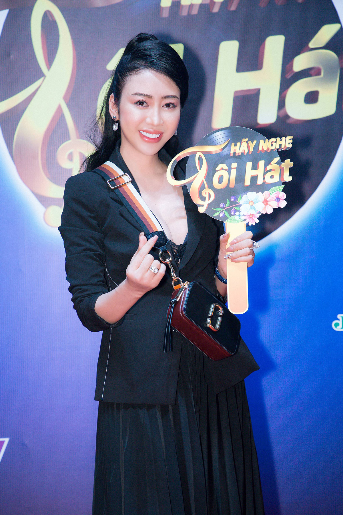 Hoa hậu – NTK Nhật Phượng: Người đứng sau giúp Đan Chi, Xuân Nghi, Anh Đào toả sáng trong 'Hãy nghe tôi hát'