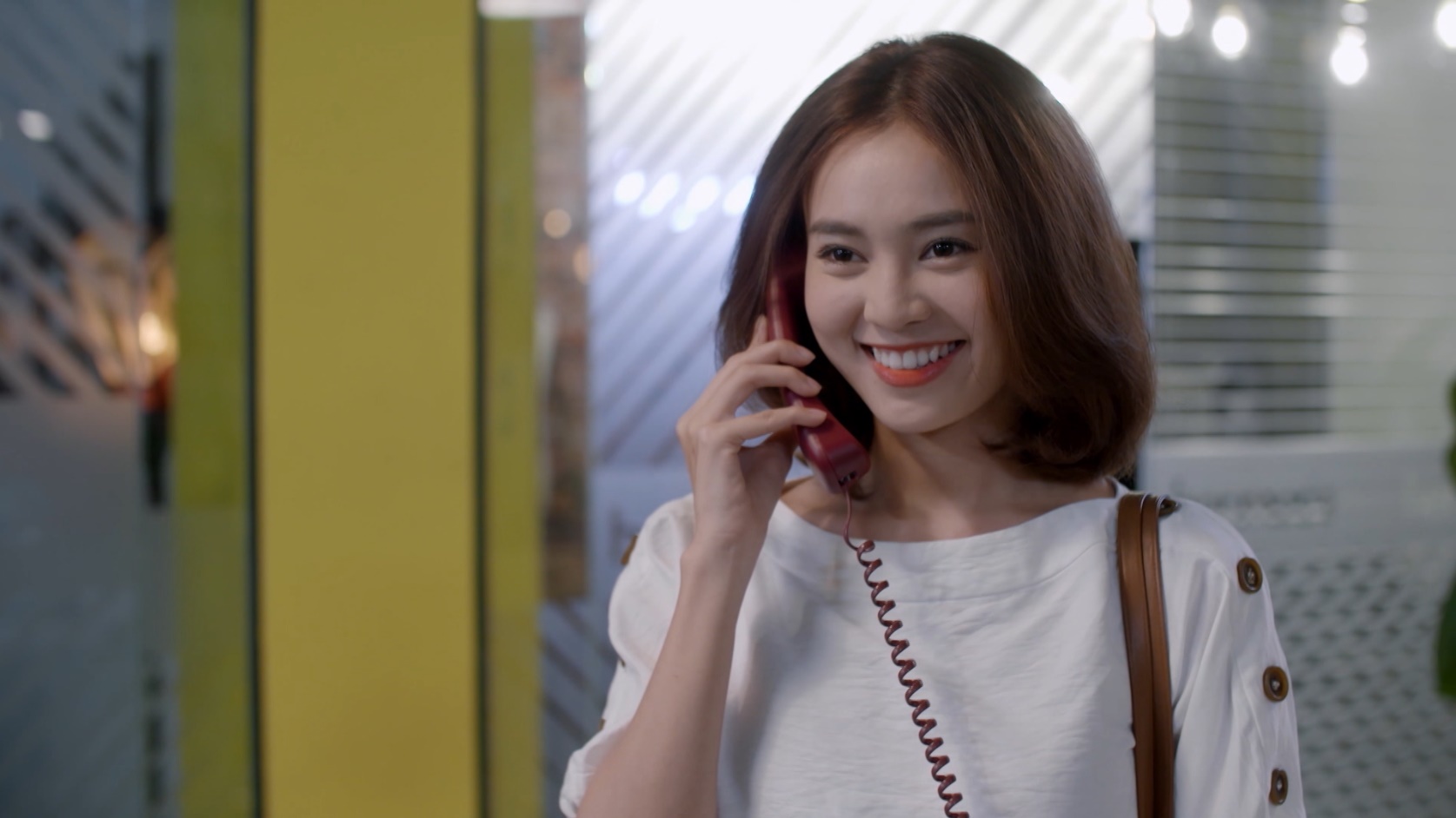 An Chi lột xác, từ vịt hóa thành thiên nga xinh đẹp, khiến ai cũng ngỡ ngàng