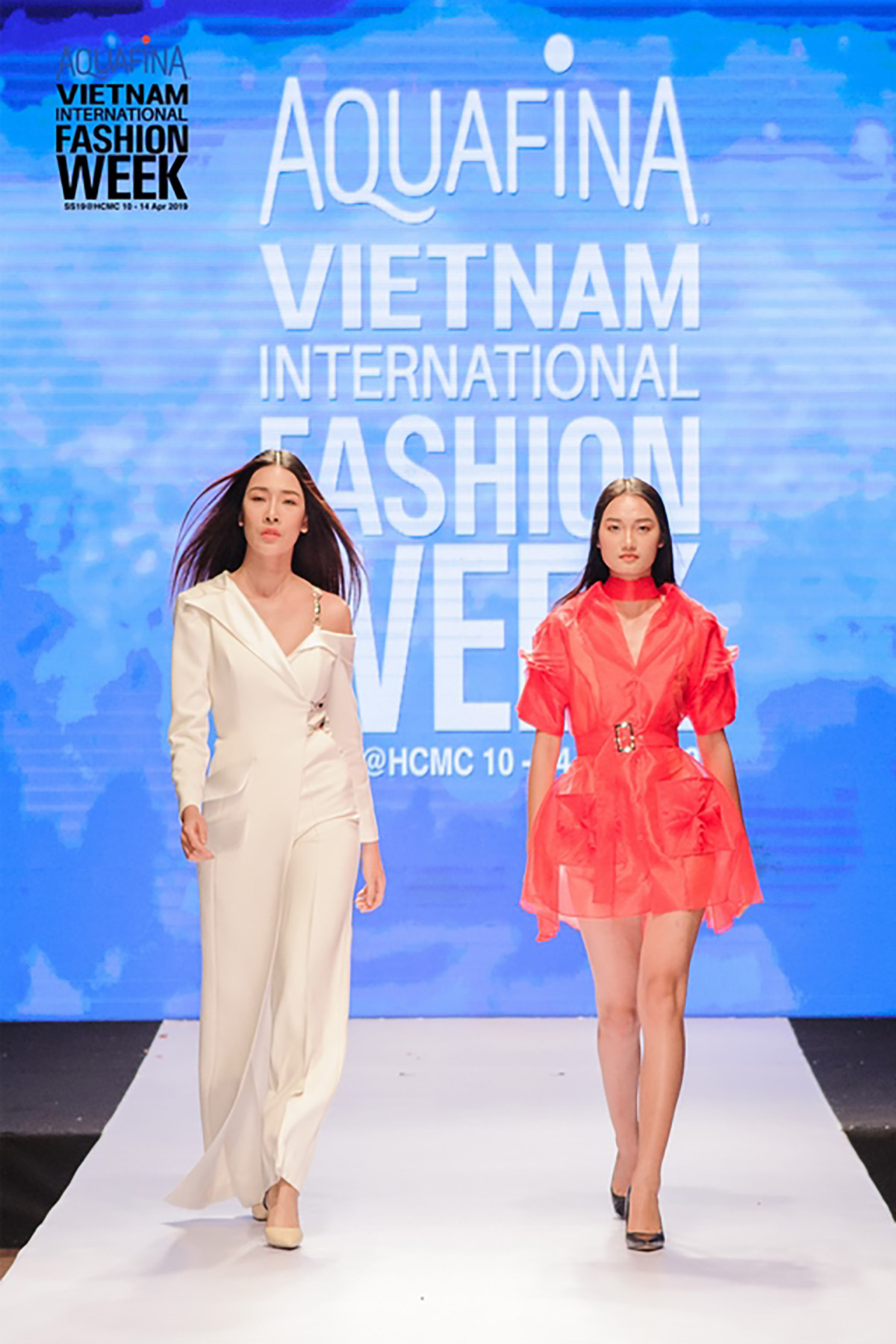 Hé lộ 'bộ cánh' đầu tiên của Chung Thanh Phong, Minh Châu, Ivan Trần và các NTK tại Aquafina Vietnam International Fashion Week Xuân Hè 2019