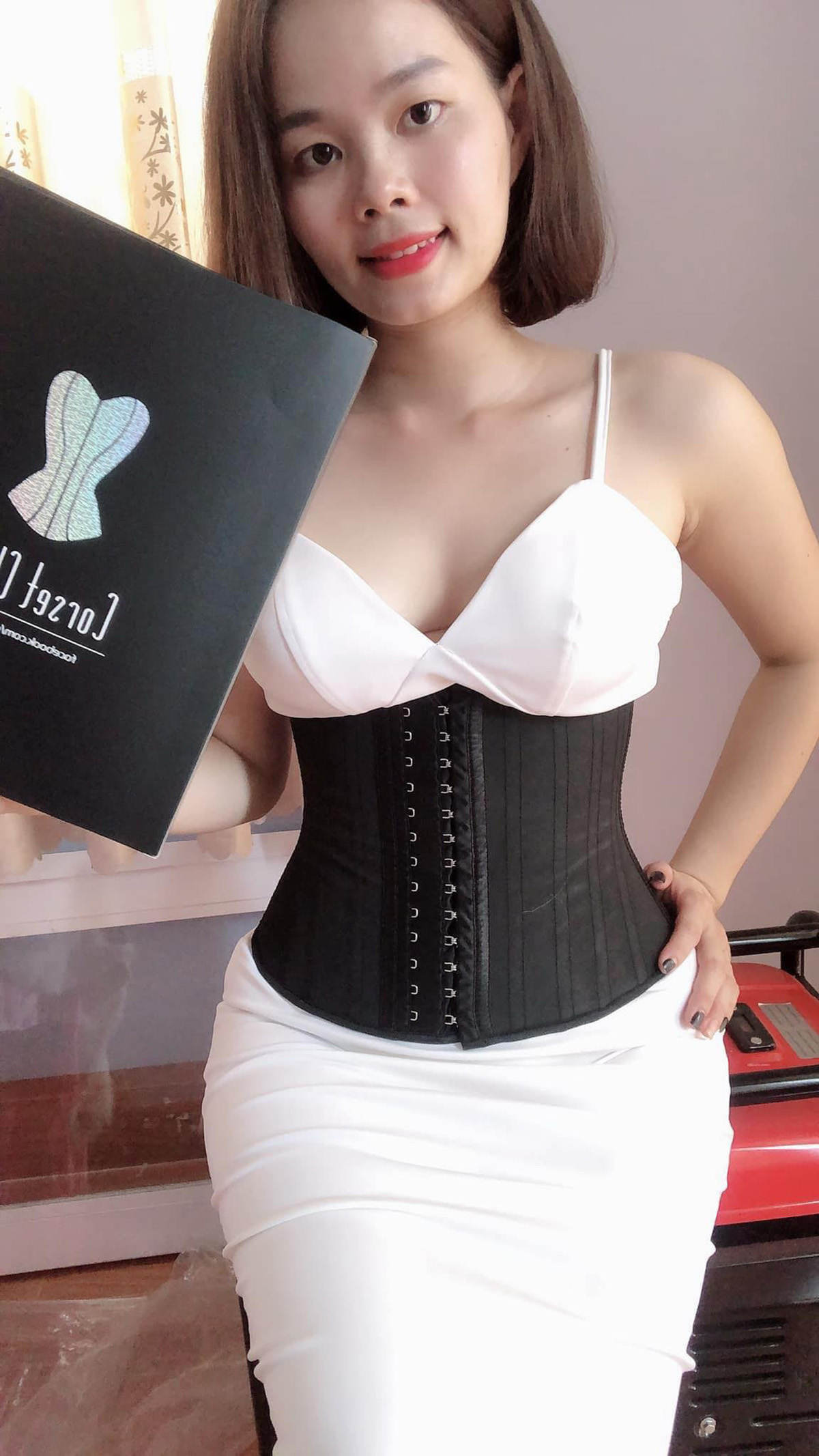 Hàng loạt sao Việt ưa chuộng nịt bụng Corset Chuẩn: Đủ để khẳng định không phải hàng nhái