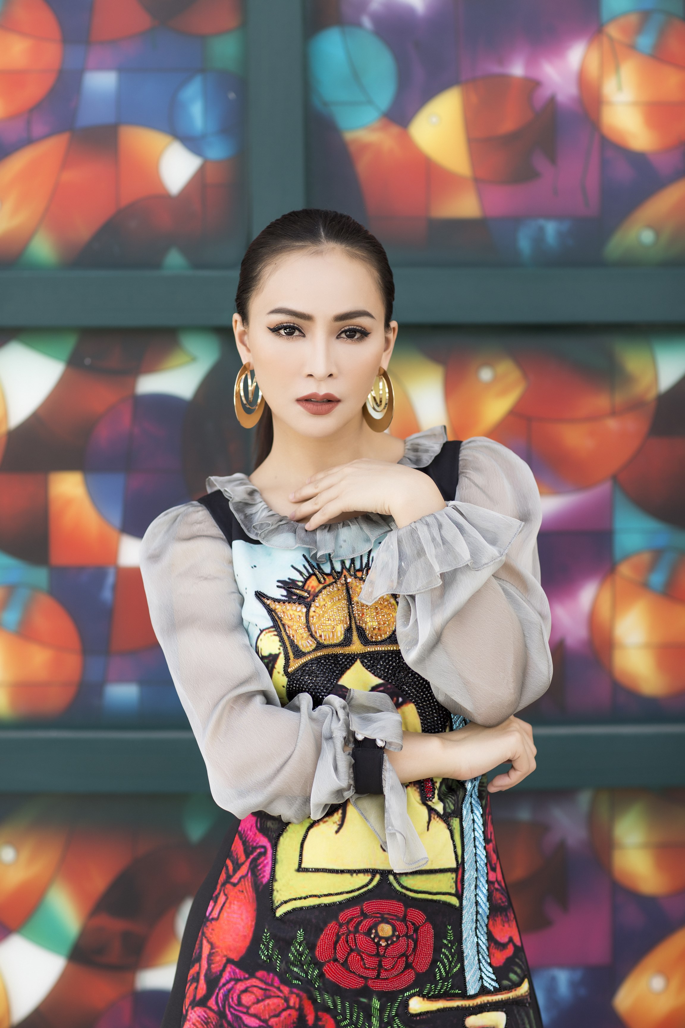 Mỹ Ngọc Bolero bị hacker tấn công nick facebook và tống tiền 200 triệu