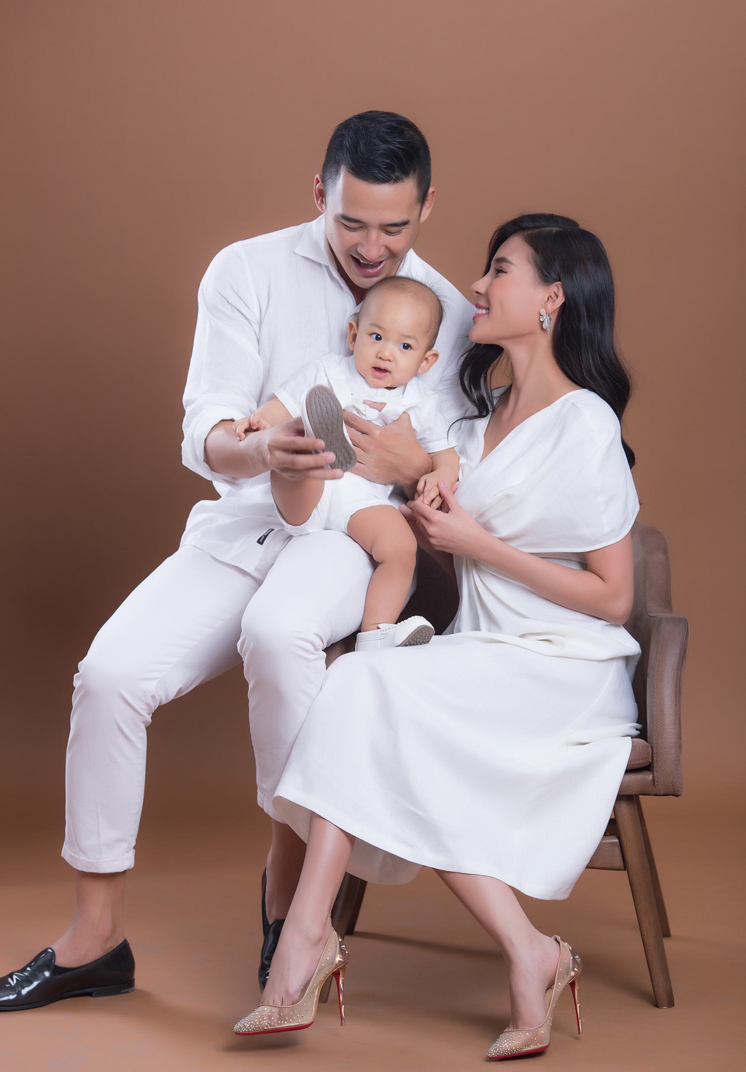 Lương Thế Thành hạnh phúc khi con trai Bảo Bảo giống cha như tạc