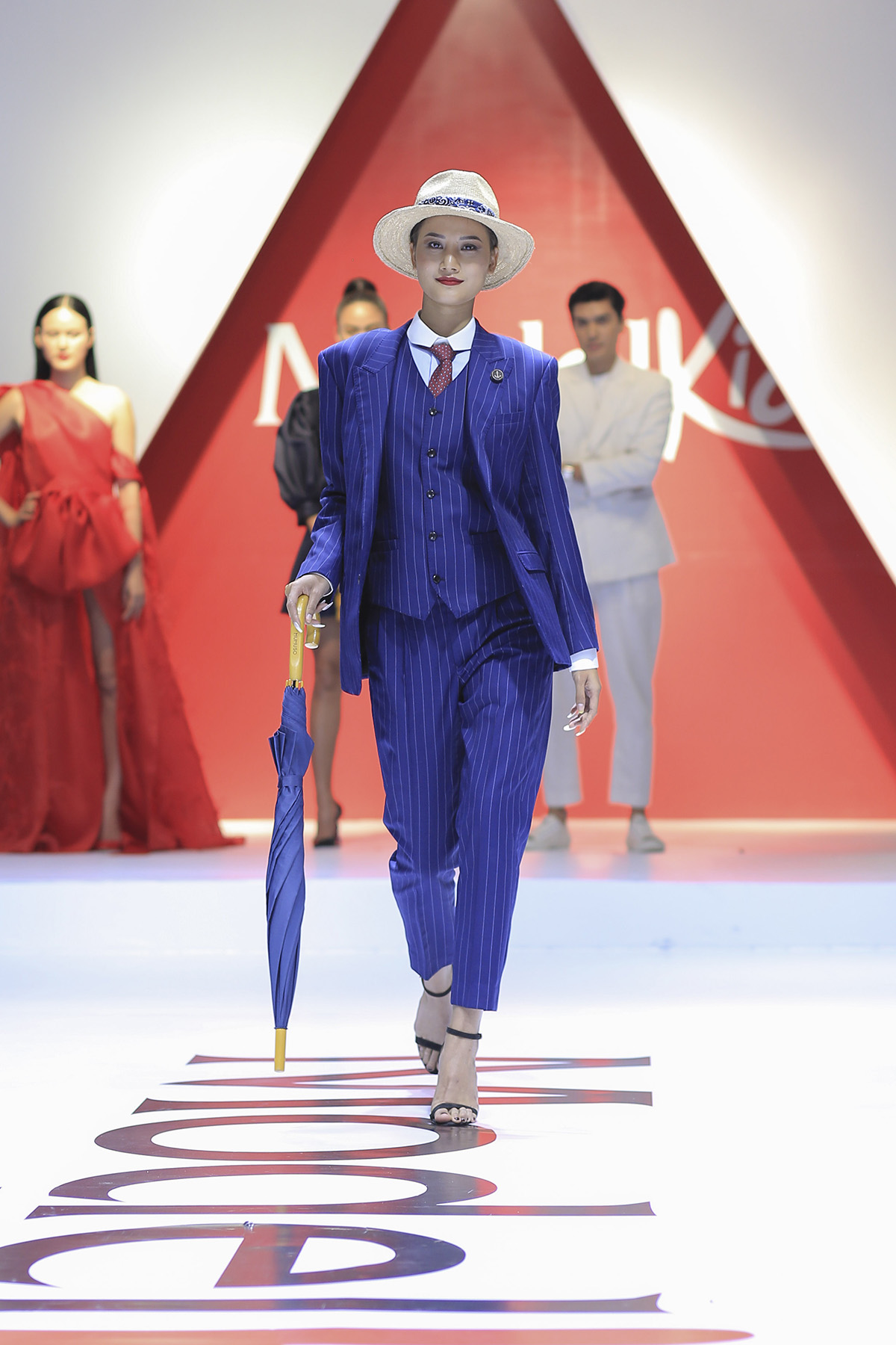 Tuyết Lan, Mâu Thủy, Quang Đại và Hương Ly là HLV siêu hot của Model Kid Vietnam 2019