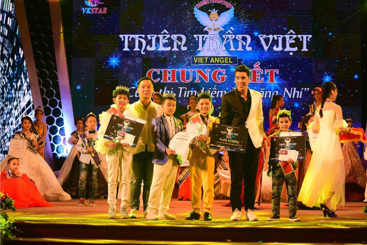 NTK Việt Hùng tìm kiếm thiên tài nhí 'Thiên thần Việt 2019'