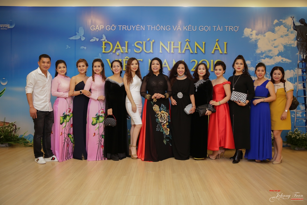 Nguyên Vũ, Diễm Hương, Lâm Khánh Chi truyền cảm hứng và tìm kiếm 'Đại sứ nhân ái Việt Nam 2019'