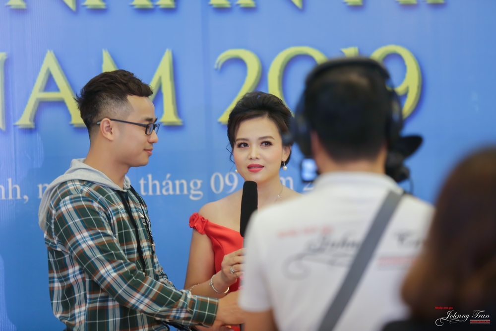 Nguyên Vũ, Diễm Hương, Lâm Khánh Chi truyền cảm hứng và tìm kiếm 'Đại sứ nhân ái Việt Nam 2019'