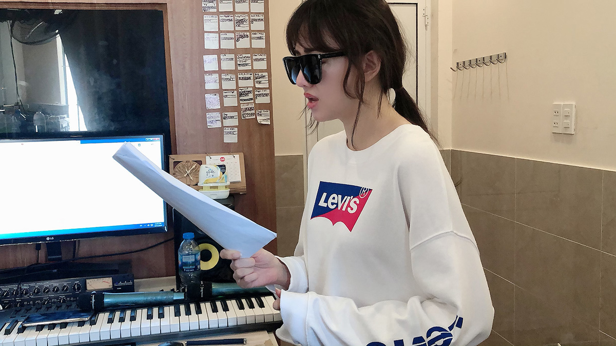 Hari Won đổ bệnh vì cật lực tập luyện cùng ban nhạc cận kề concert kỷ niệm sự nghiệp ca hát 